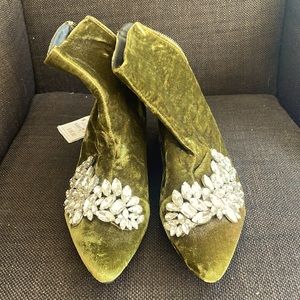 Zara green velvet booties